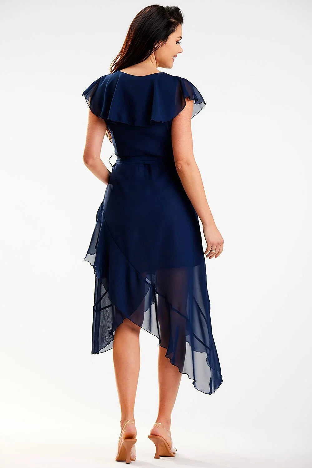 robe élégante asymétrique bleu marine polyester chiffon doublée volants épaules décolleté V manches papillon ceinture nouée jupe superposée