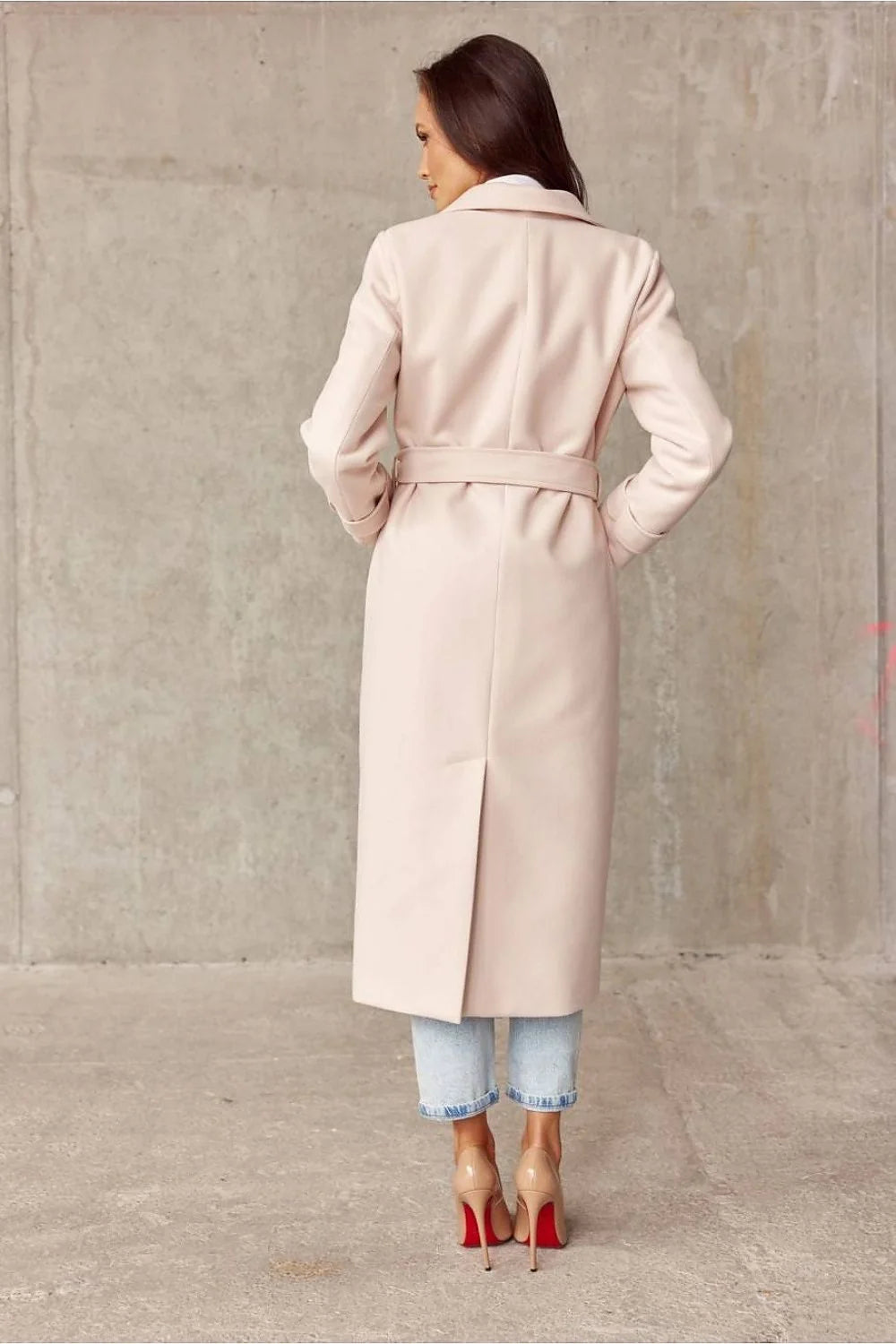 Manteau classique pour femme longue droite couleur rose pâle col à revers ceinture en tissu manches longues lanières boucles poches latérales