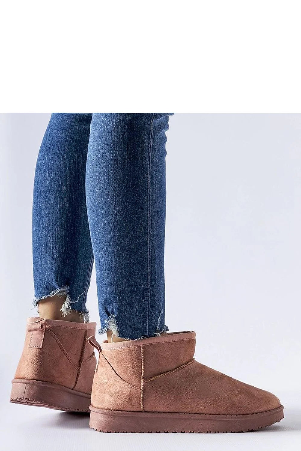 Bottes de neige pour femmes en suédine marron clair, confortables, style moderne, idéales pour les journées froides