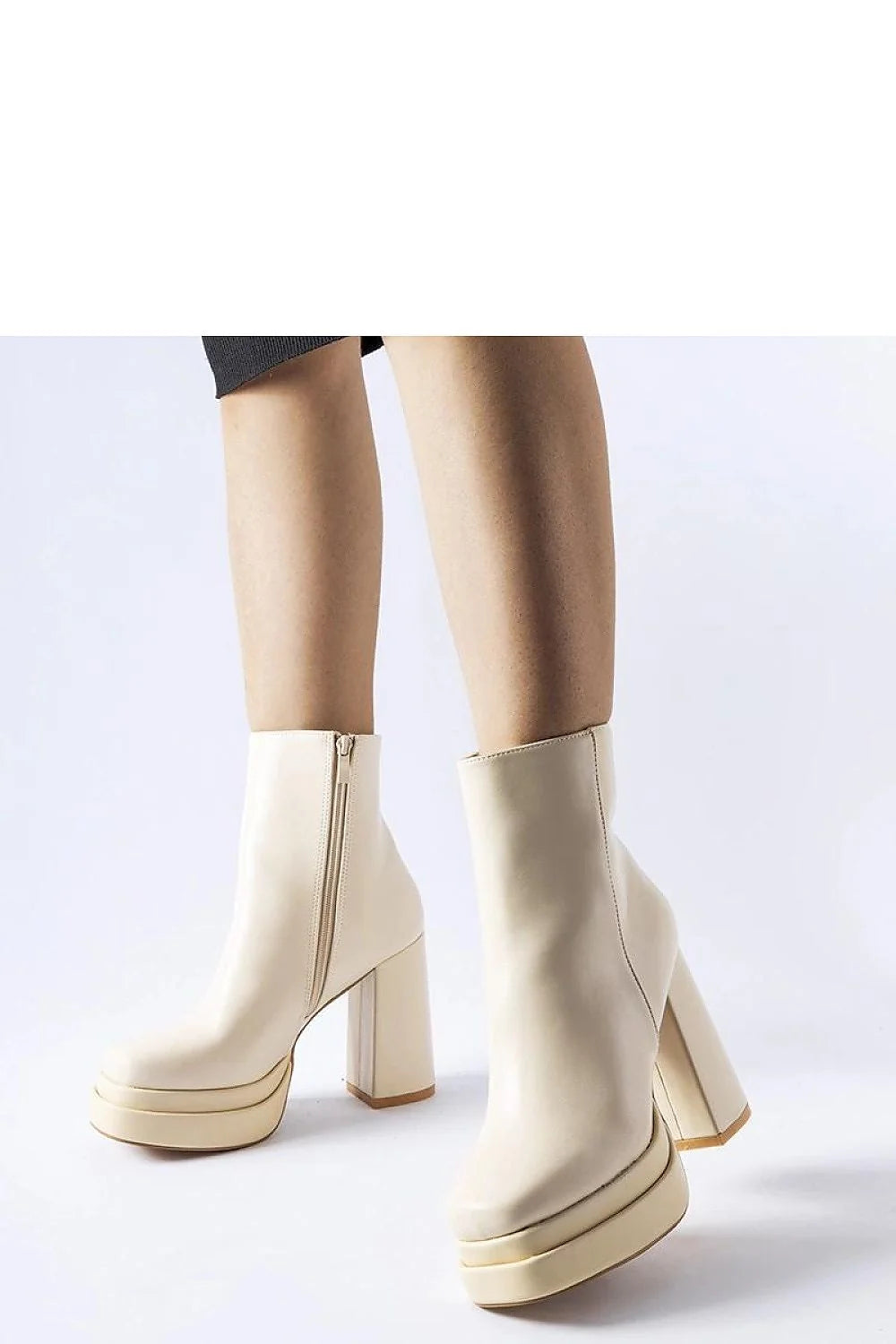 Bottes à talons Solea en cuir écologique beige modernes plateforme carrée talon bloc zip latéral femmes