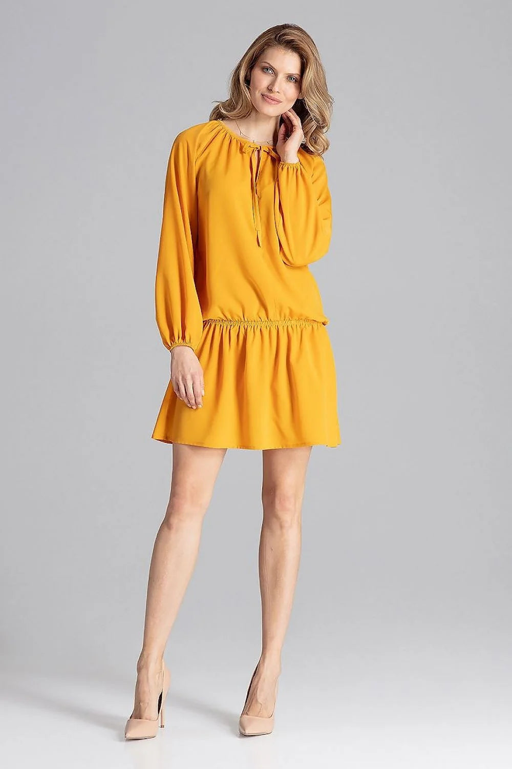 Robe en polyester jaune moutarde casual confortable ample manches longues élégante pour femmes modernes stylées