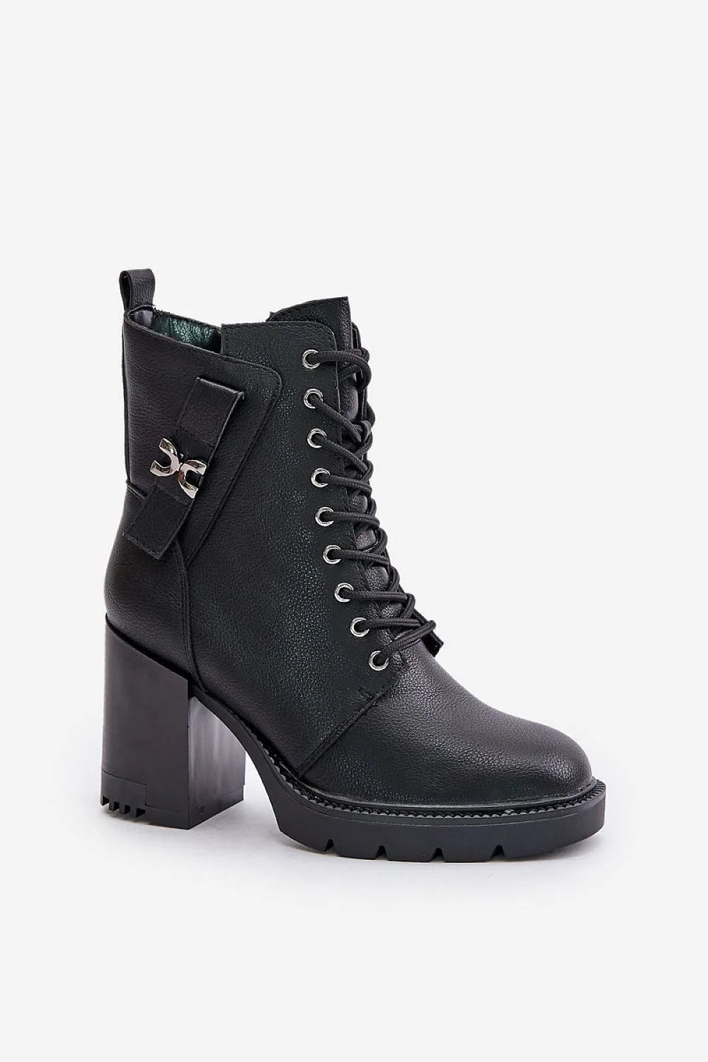 bottines militaires femme simili cuir noir talon carré semelle crantée lacets œillets métal zip latéral bout rond