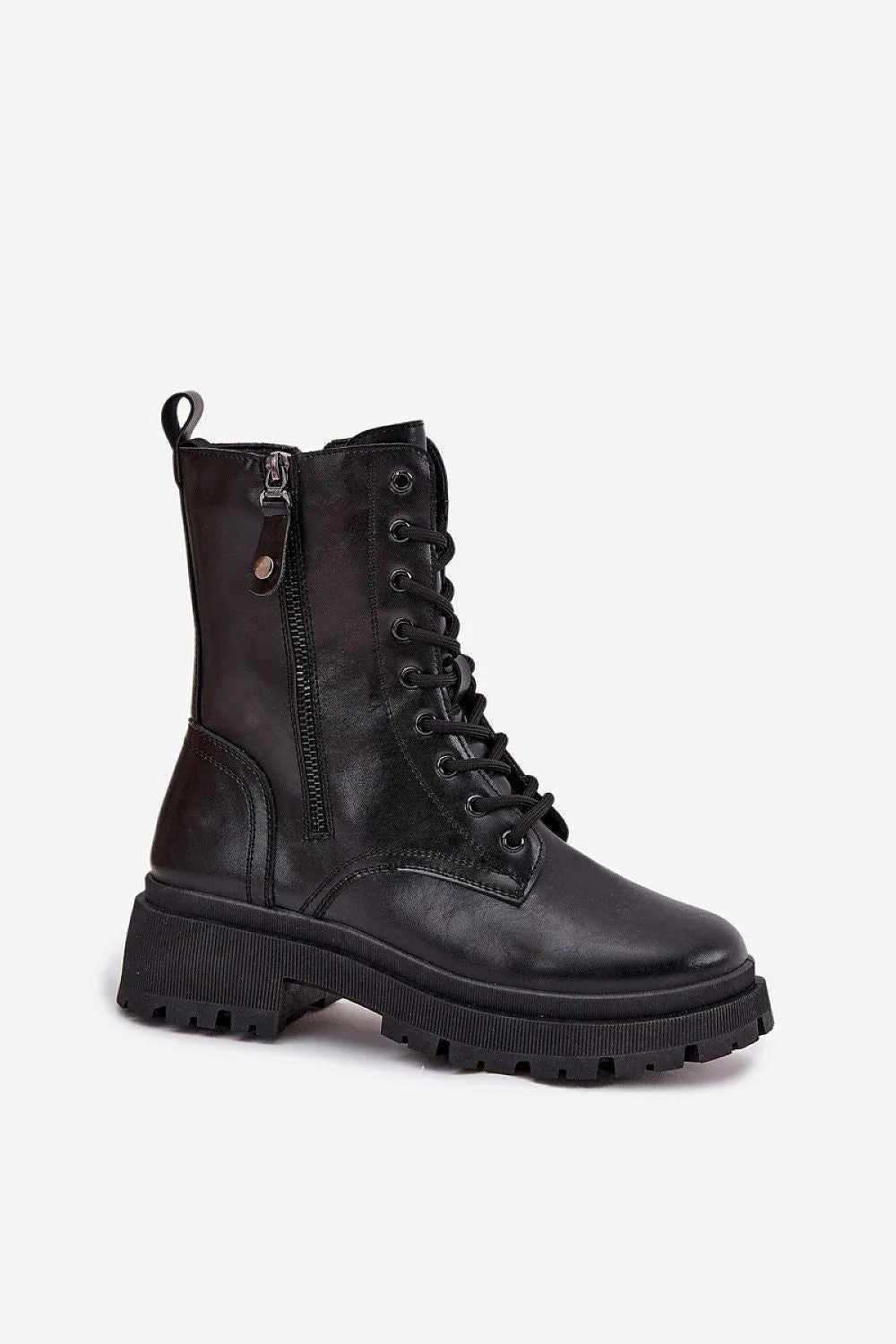 bottines cuir synthétique noir lisse tige mi mollet bout rond lacets œillets métalliques zip latéral semelle crantée plateforme épaisse antidérapante