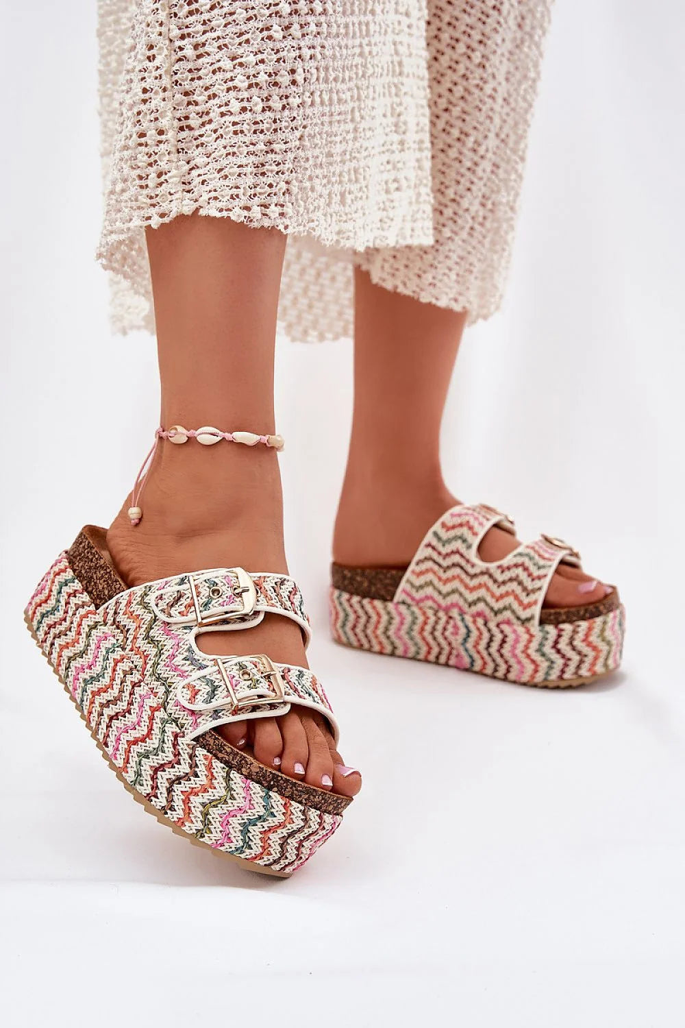 sandales plateforme bohème multicolore femme confort tressé liège semelle corde chevrons brides réglables boucles dorées sabot estival
