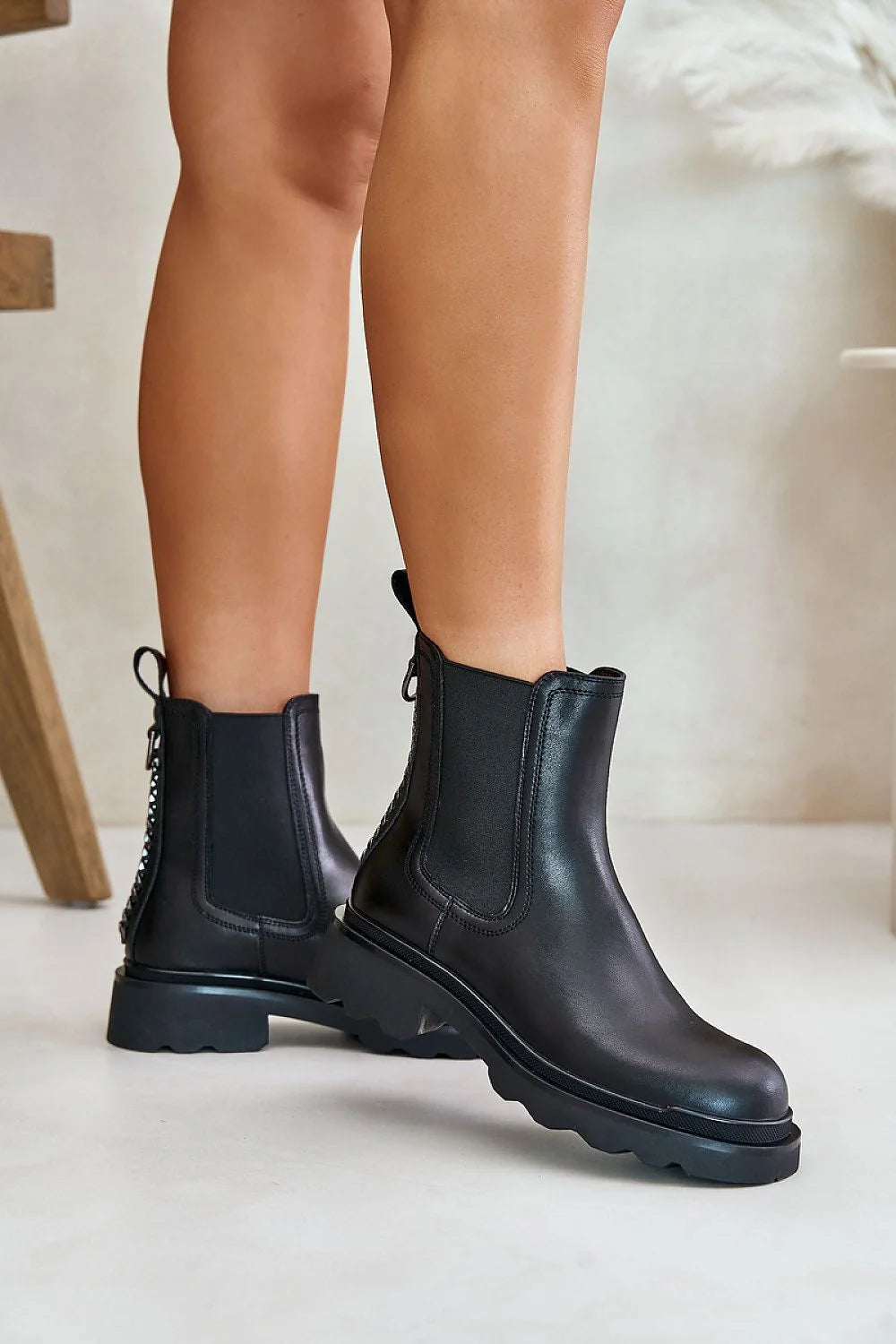 Bottines Jodhpur Step in style pour femme, cuir naturel, design moderne, talon plat, occasion quotidienne, style élégant
