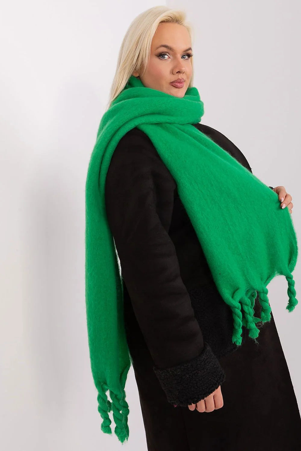 Châle en laine douillette vert vif franges tressées pour femme automne hiver élégance mode accessoire