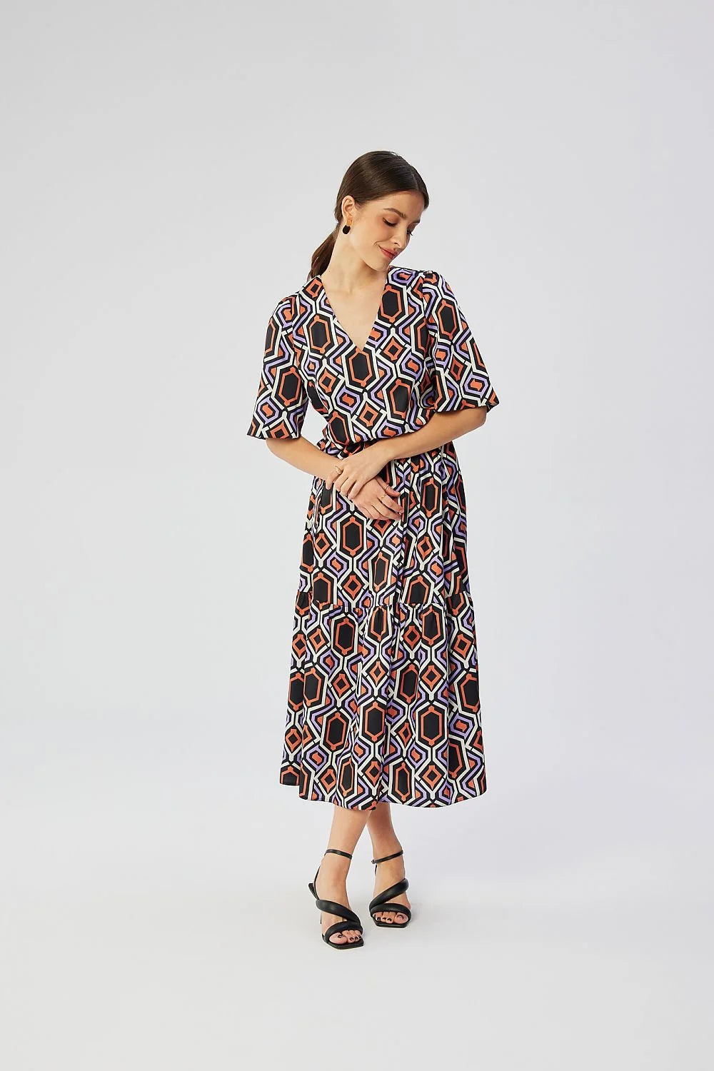 Robe de jour Stylove imprimée géométrique longue manches courtes décolleté en V taille élastiquée polyester mélange femmes