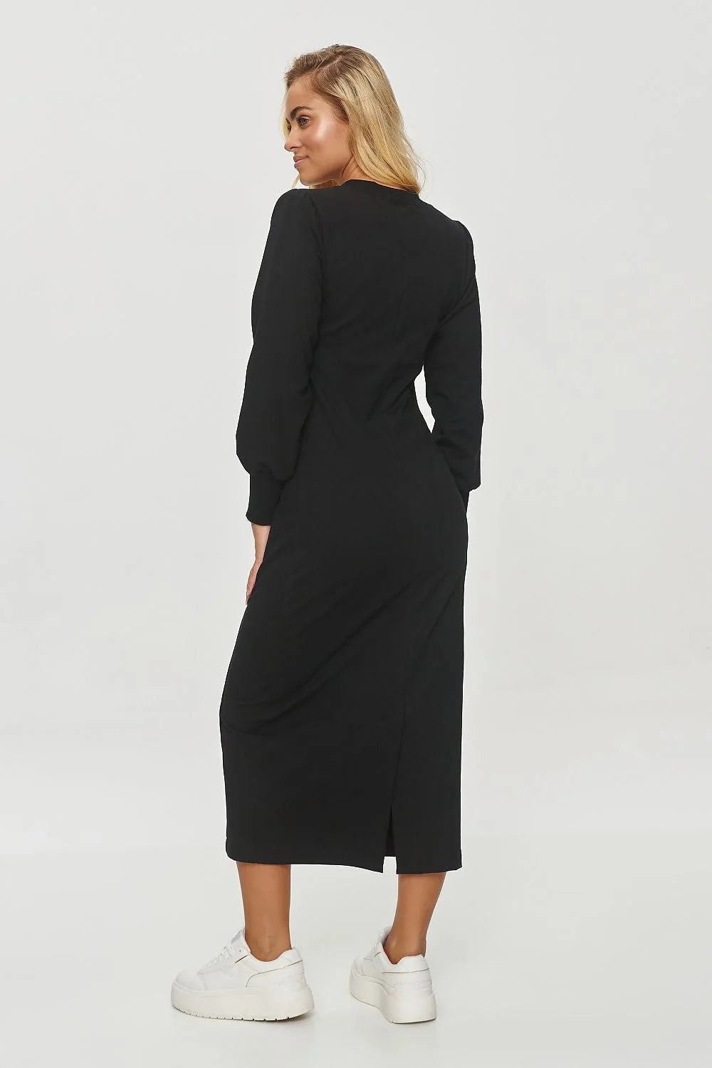 robe jour Makadamia élégante longue coupe droite ajustée jersey extensible manches raglan poignets côtelés encolure V noire fluide polyvalente confortable