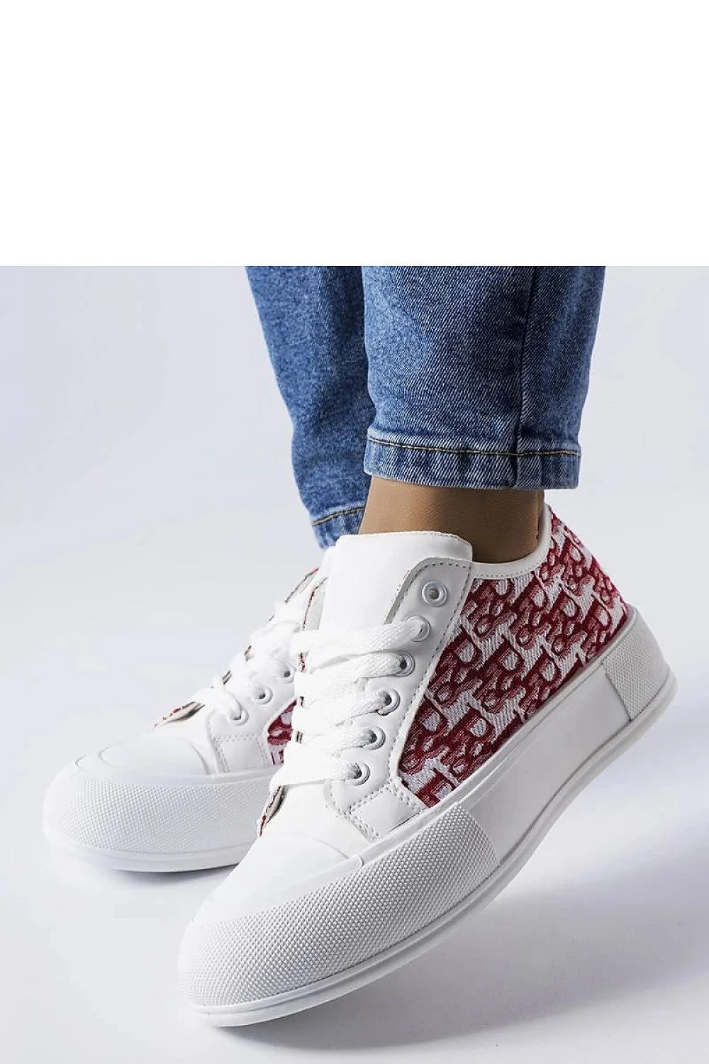 Baskets mode femme design moderne minimaliste tige toile motif rouge semelle épaisse confortable style décontracté chic