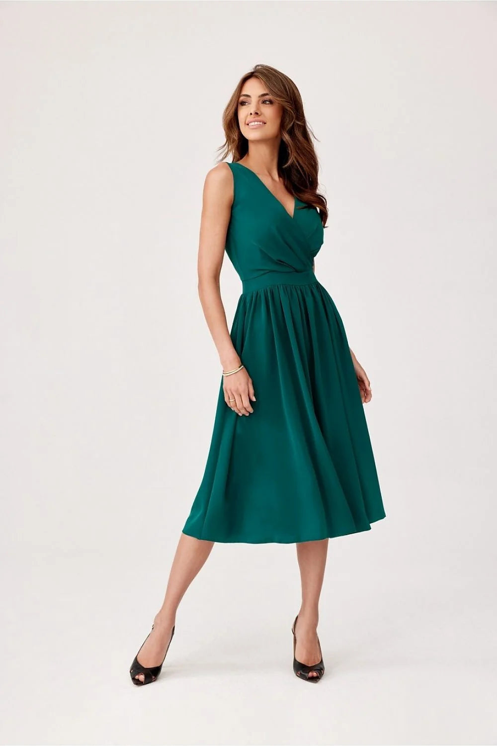 Robe de cocktail élégante sans manches en vert émeraude en polyester robe midi encolure V croisée taille ajustée pour femme