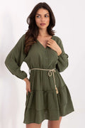 Robe d'été bohème en coton olive longue manches bouffantes col V ceinture pompons style casual chic femme