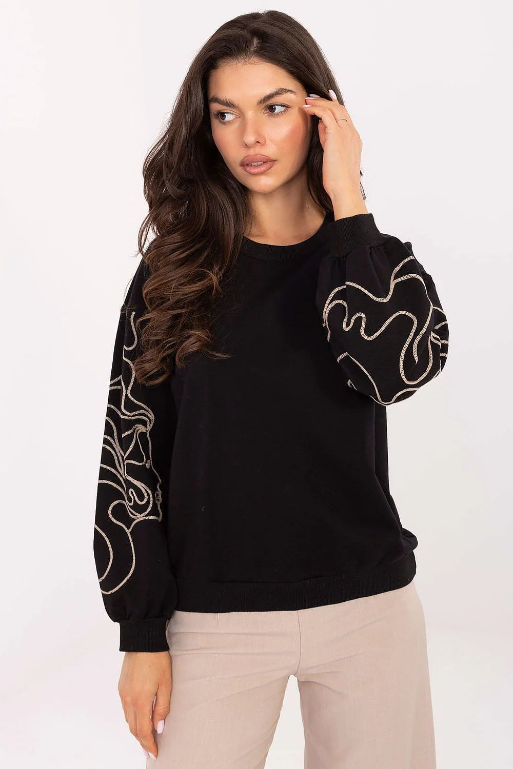 sweatshirt femme noir col rond coupe relaxed manches bouffantes broderies beige lignes abstraites molleton coton stretch base cotelée casual chic