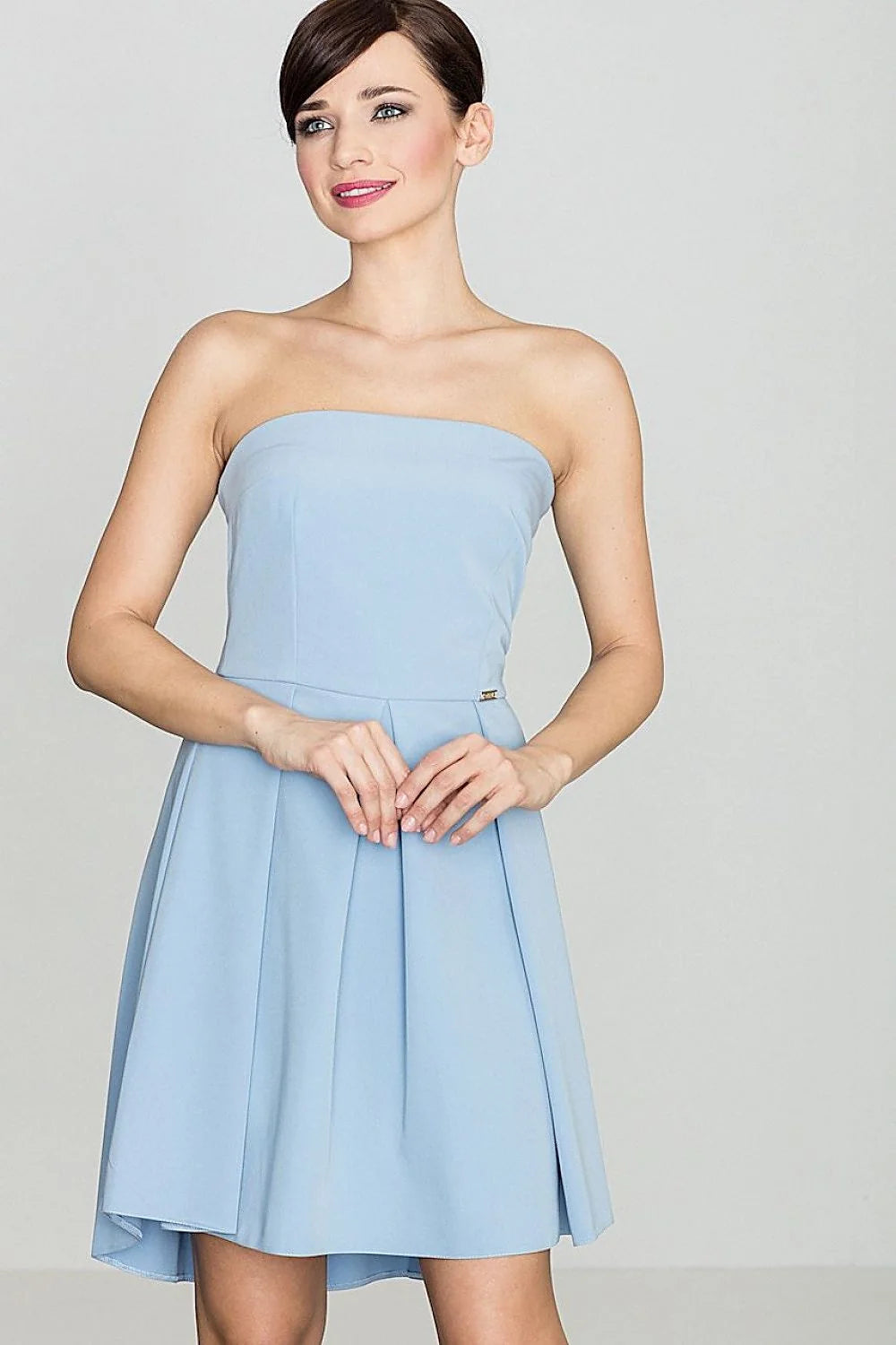 Robe bustier en polyester rose pâle, élégante et féminine pour soirées spéciales et cocktails