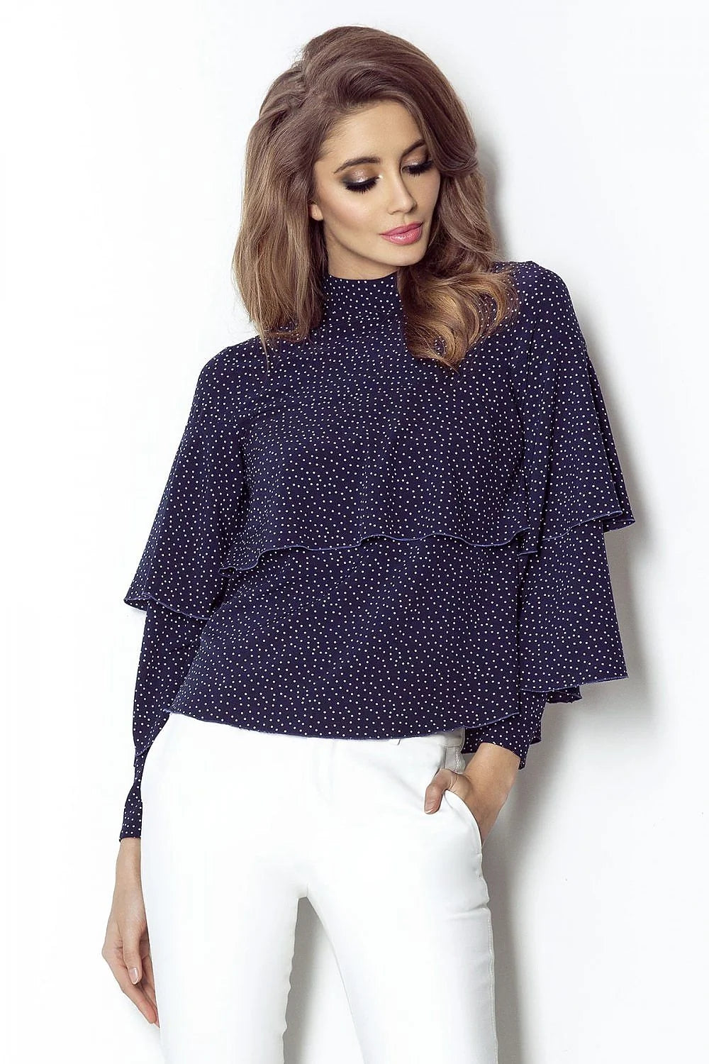 Chemisier noir en polyester moderne chic volants manches longues col montant automne tendance femme élégante