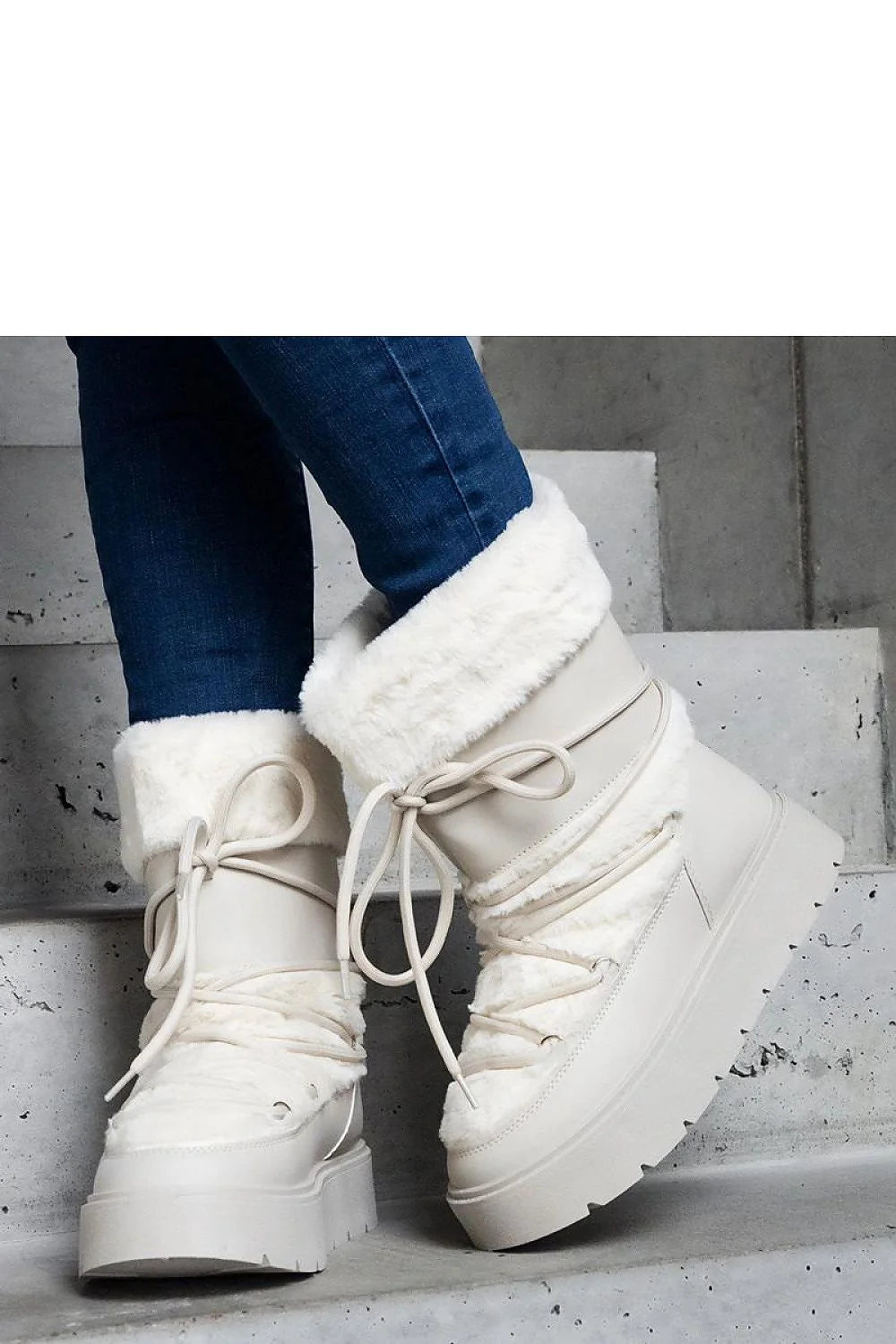 Bottes de neige Solea pour femmes isolées fourrure synthétique beige clair style moderne hiver