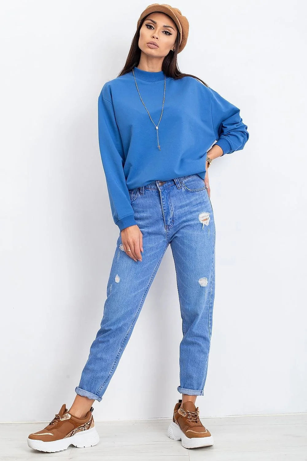 Sweatshirt BFG pour femme en coton 90% élasthanne 10%, style casual oversize, couleur bleu vif, manches longues, col rond côtelé, idéal pour tenues urbaines et décontractées