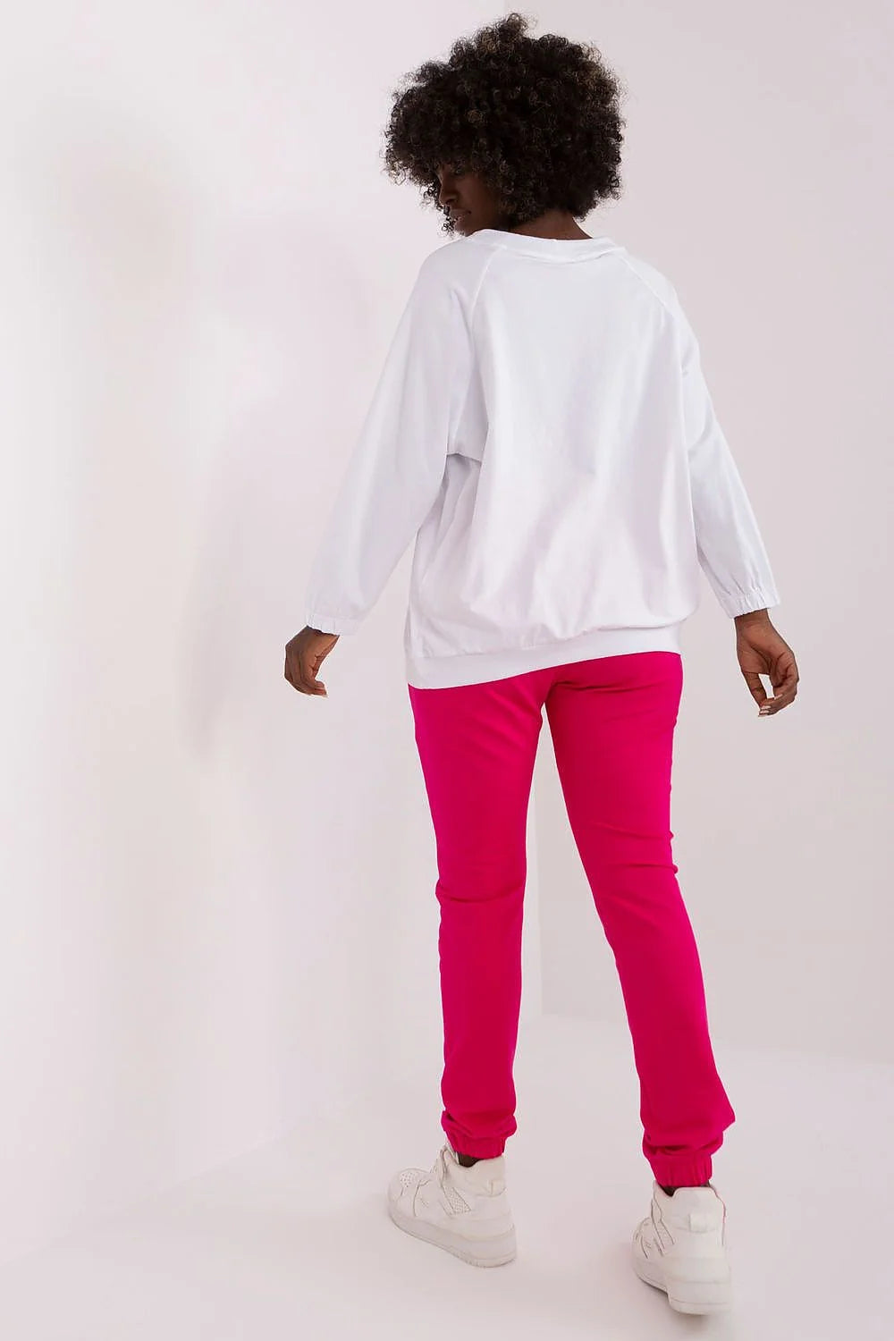 Sweatshirt et pantalon de jogging en coton ourson rose fuchsia motif décoration femme style moderne confortable