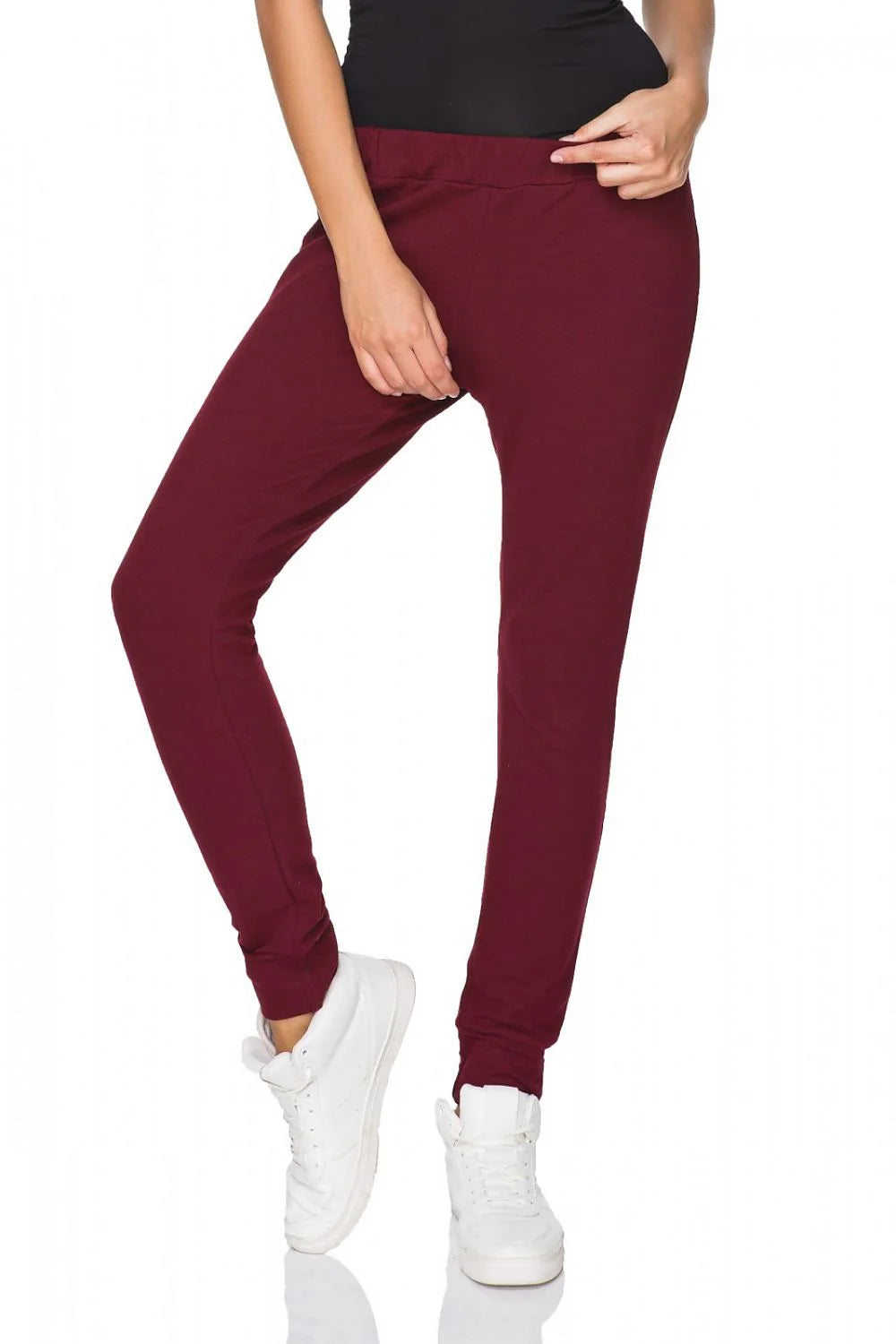 Pantalon de jogging bordeaux en coton confortable et sportif pour un look urbain décontracté chic