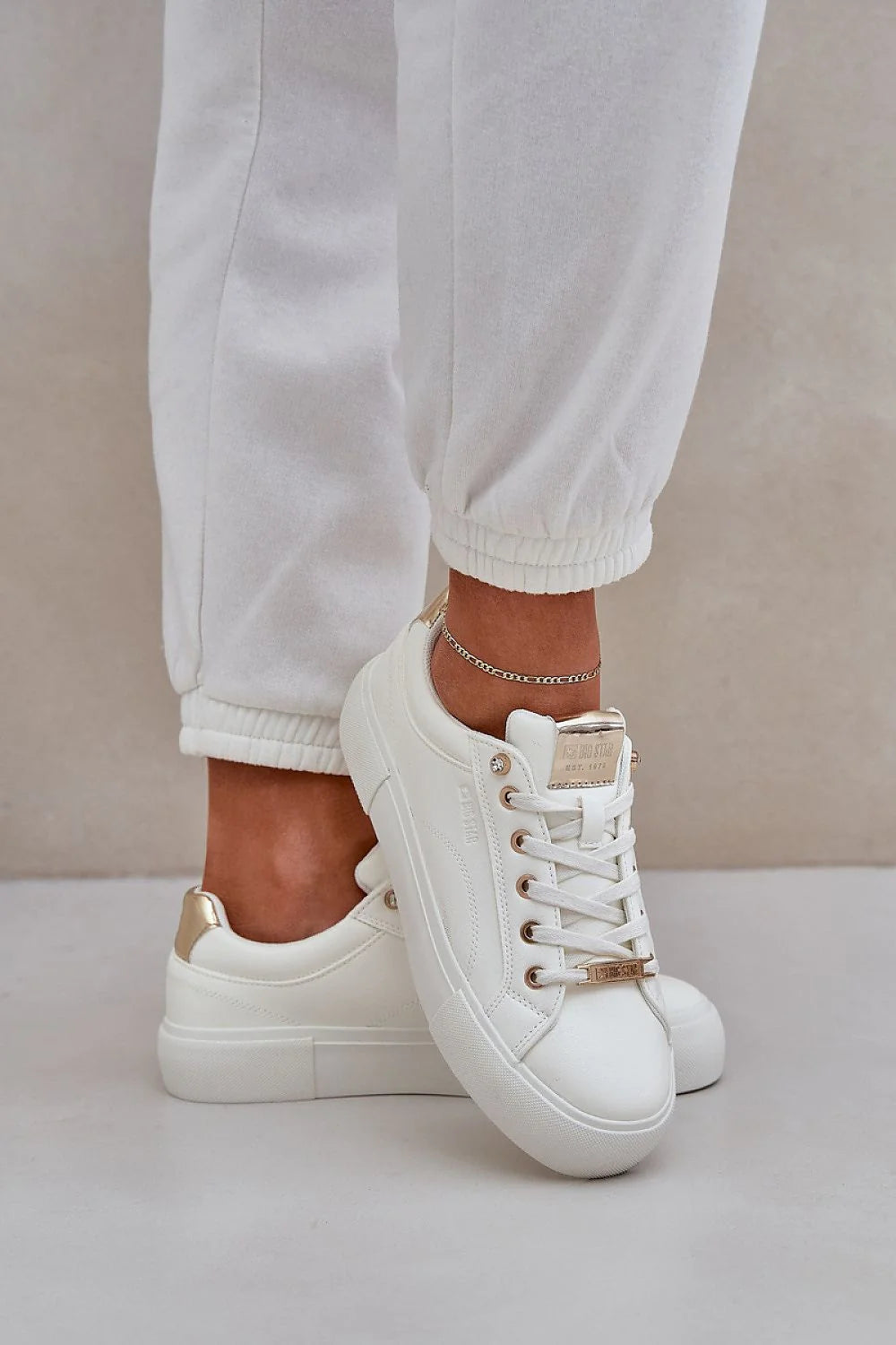 Chaussures de sport pour femmes Step in style design moderne élégant cuir artificiel semelle caoutchouc occasion décontractée formelle
