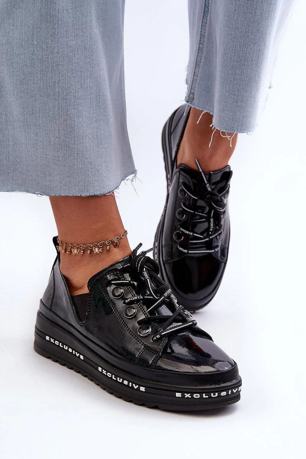 sneakers derby femme cuir vernis noir basse brillante lacets œillets métal plateforme crantée exclusive semelle intérieure souple confort
