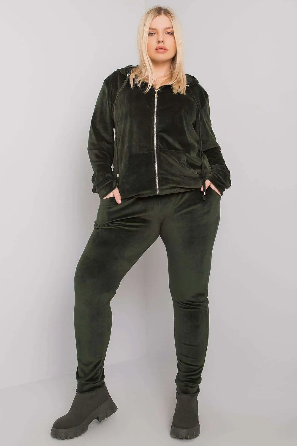 survêtement femme velours vert forêt sweatshirt zippé capuche métallique poches kangourou pantalon slim fuselé taille élastique cordon confort doux stretch