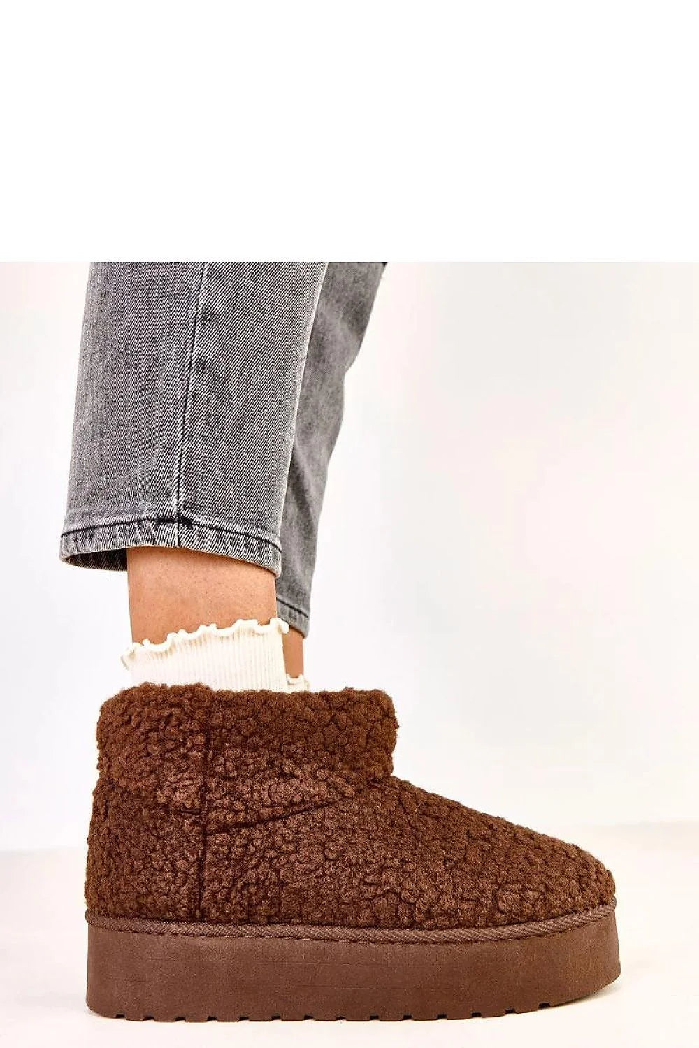 bottes neige femme fourrure synthétique teddy marron chocolat cheville bout rond plateforme 4cm semelle antidérapante doublure rembourrée confort chaleur cocooning
