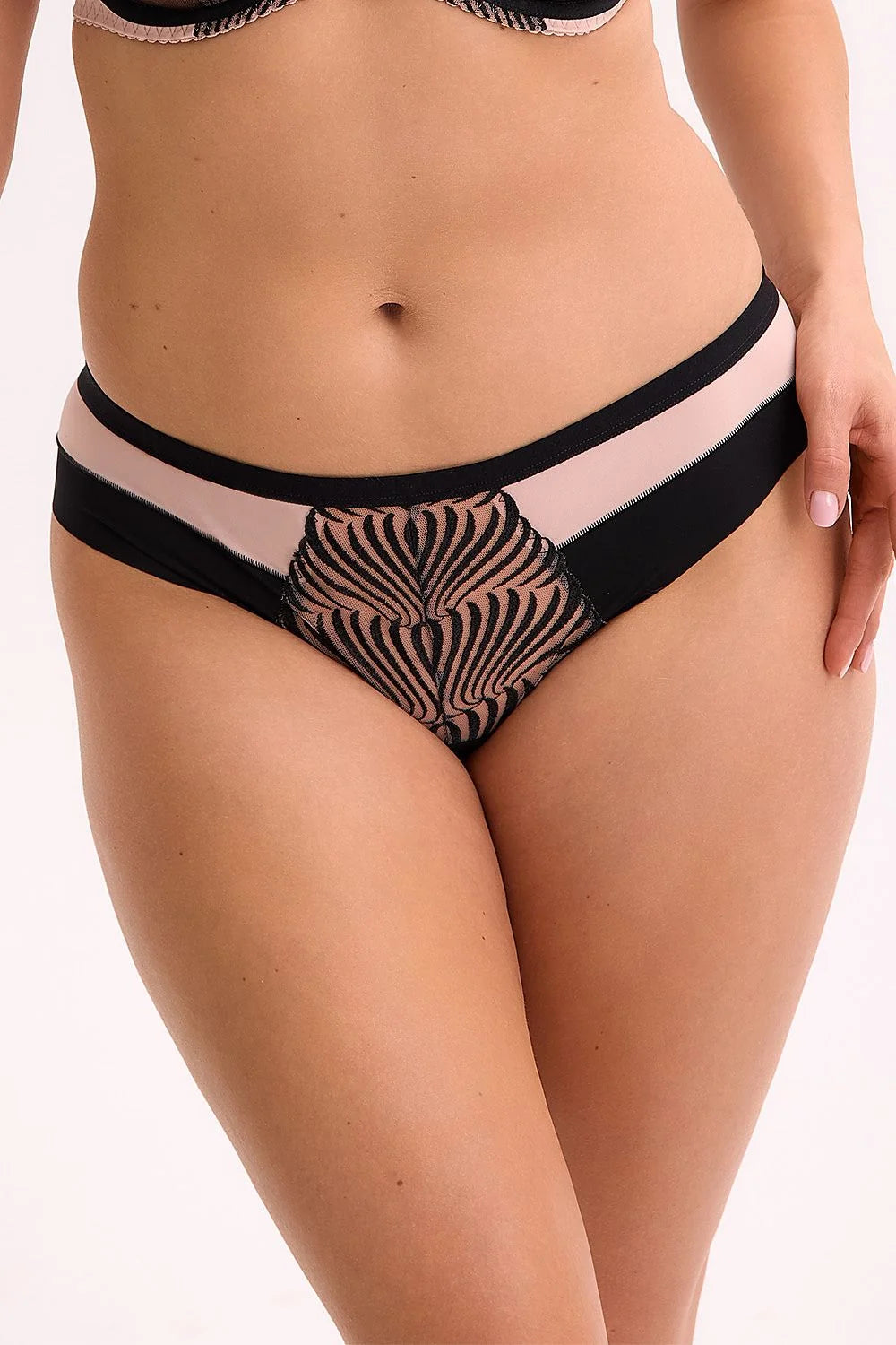 Culottes brésiliennes Gaia modernes en dentelle noire et beige rosé femmes lingerie confortable ajustement parfait
