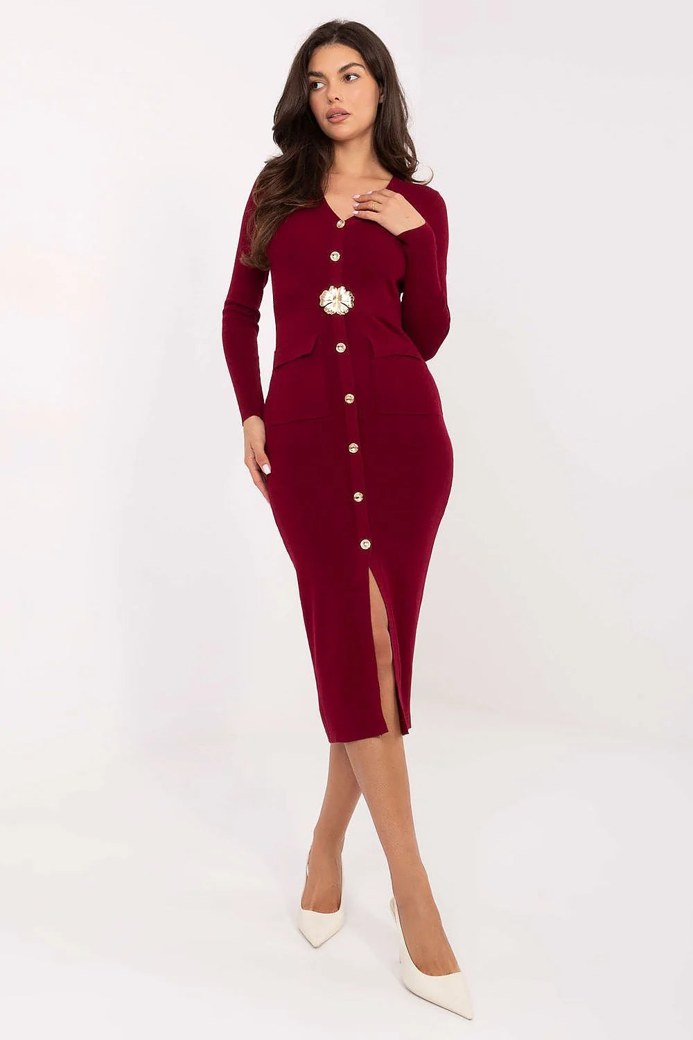 robe midi viscose élasthanne bordeaux manches longues encolure V fourreau cintrée côtelée lisse boutons dorés ceinture fleurie poches fente bureau