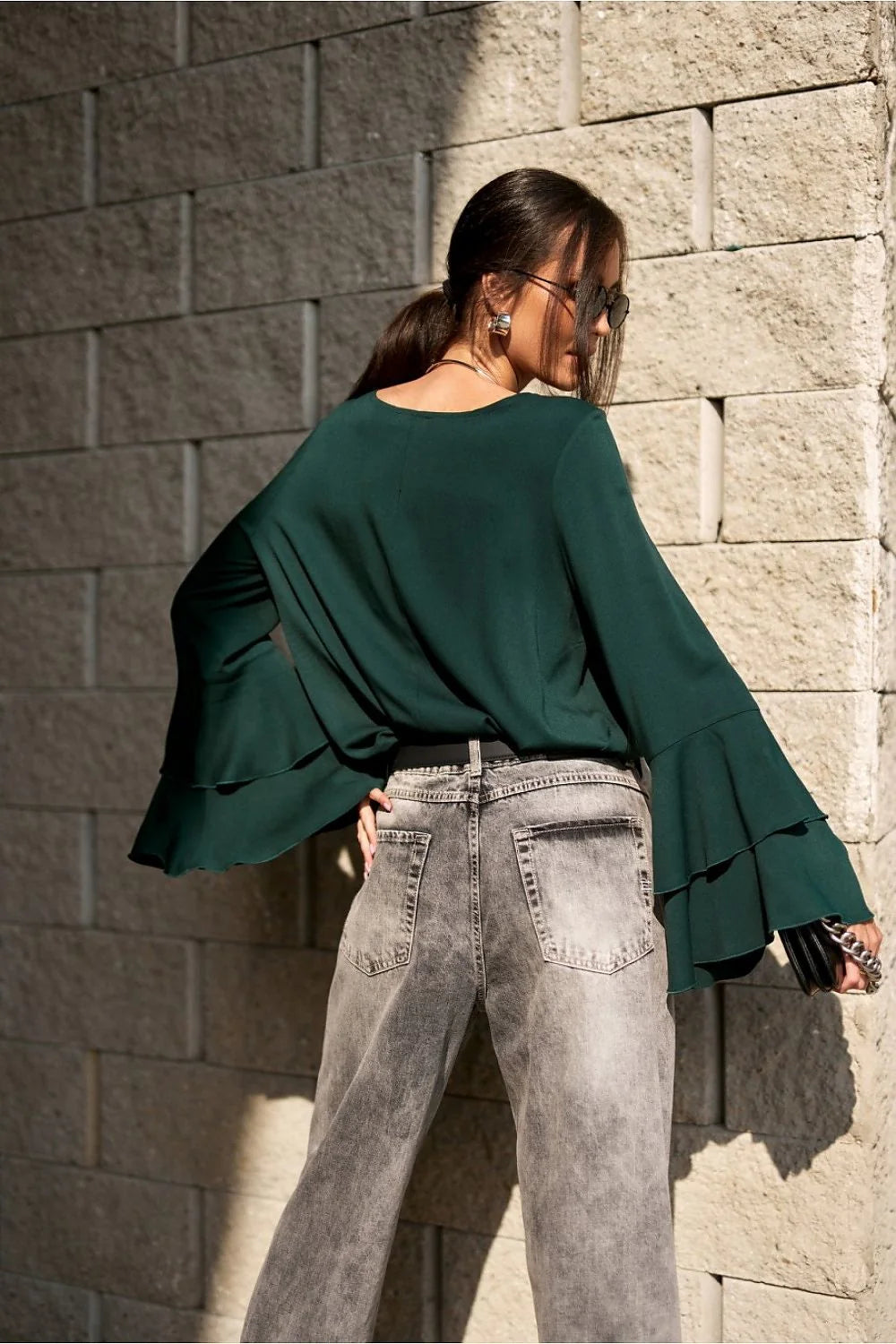 chemisier camila femme vert sapin viscose extensible léger fluide joli tombé col bateau manches évasées volants superposés ample décontracté élégant