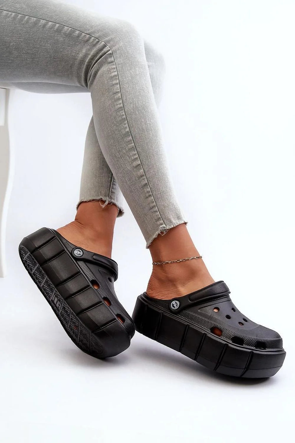 Sandales à glisser femmes en mousse semelle épaisse style urbain confort été noir durable et légères