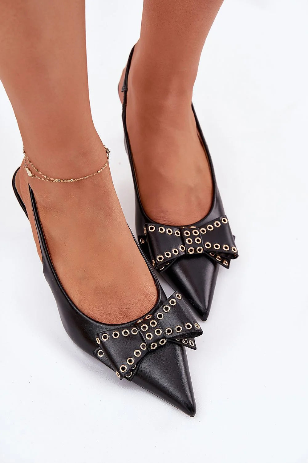 Escarpins à talons aiguilles élégants cuir artificiel noir femmes confortables soirées cérémonies bijoux chaîne cheville
