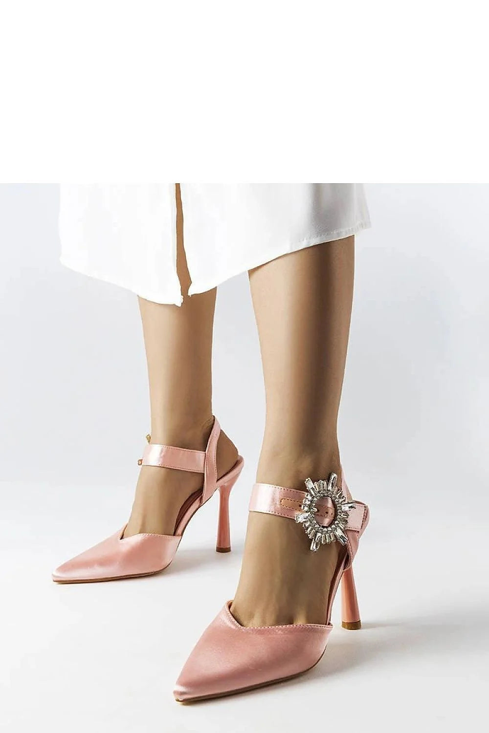 Escarpins à talons hauts en satin rose pastel, bout pointu, détails fleuris, soirée élégante, femme, confortable
