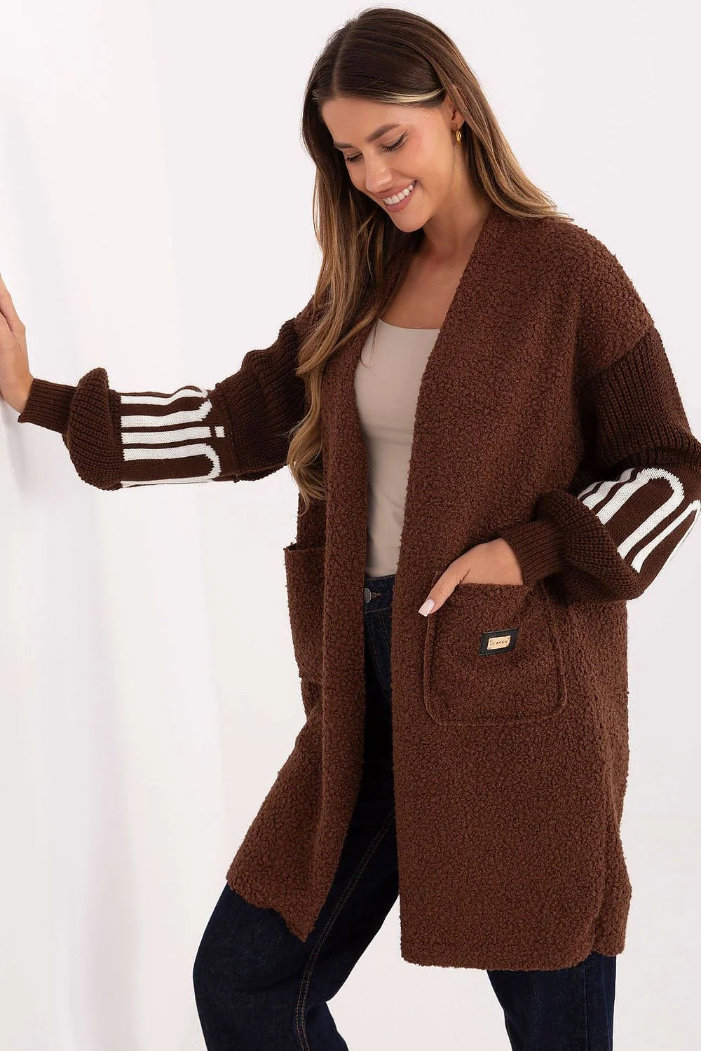 cardigan coatigan long femme oversize chocolat bouclette sherpa douce manches ballon côtelées poches plaquées brodée ouverte chaude automne décontractée