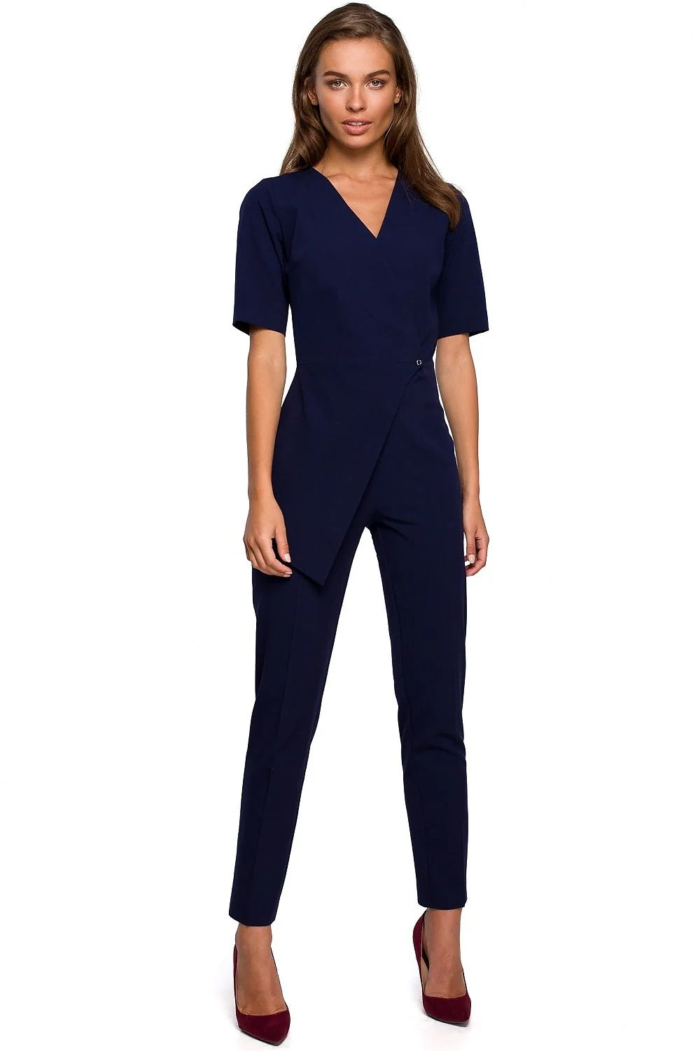Combinaison élégante en polyester noir croisé pour femmes modernes, manches courtes, occasions spéciales, ajustée