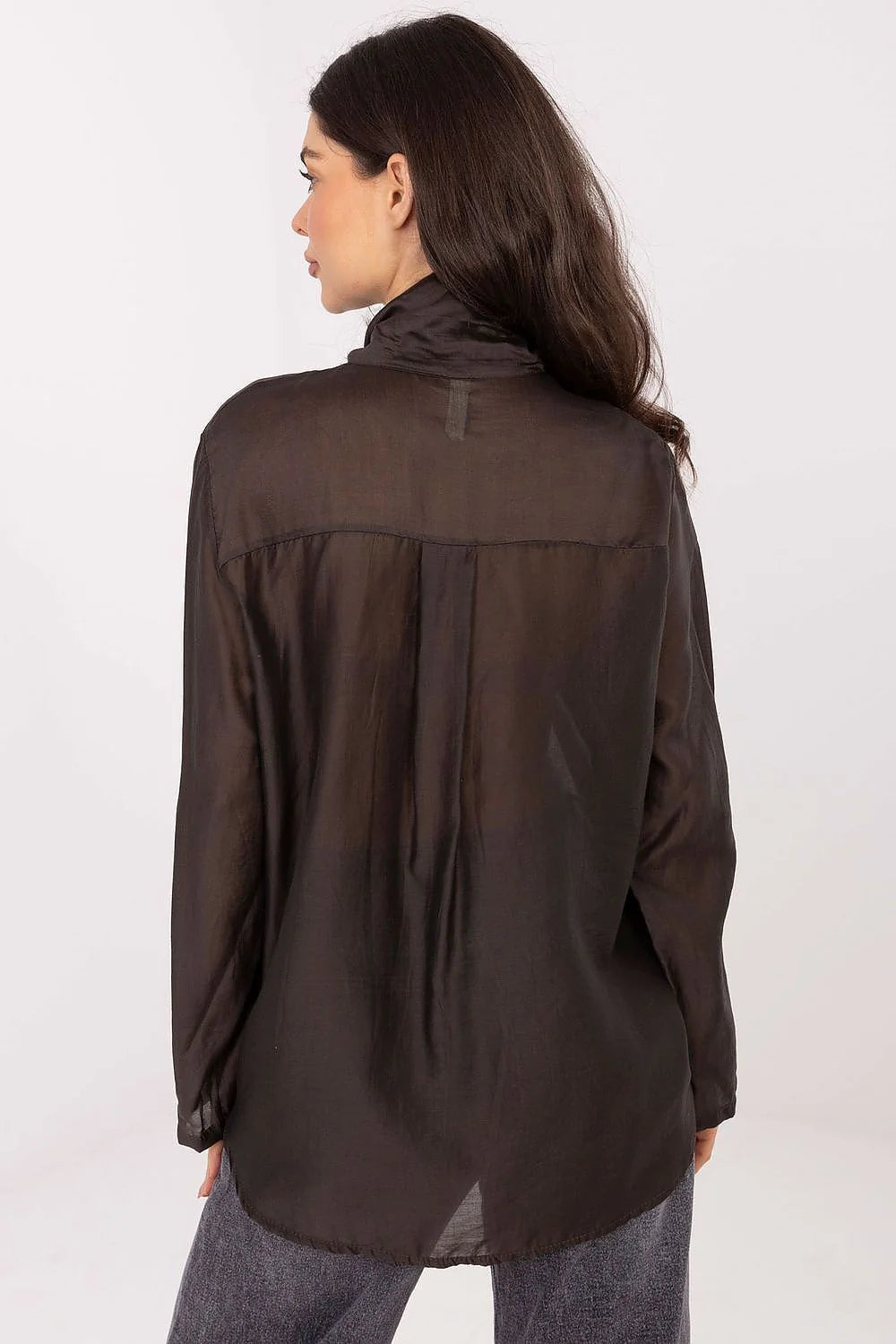 chemise femme manches longues noir col lavallière nouée satinée semi transparente coupe fluide droite longueur hanches poignets droits respirante confortable