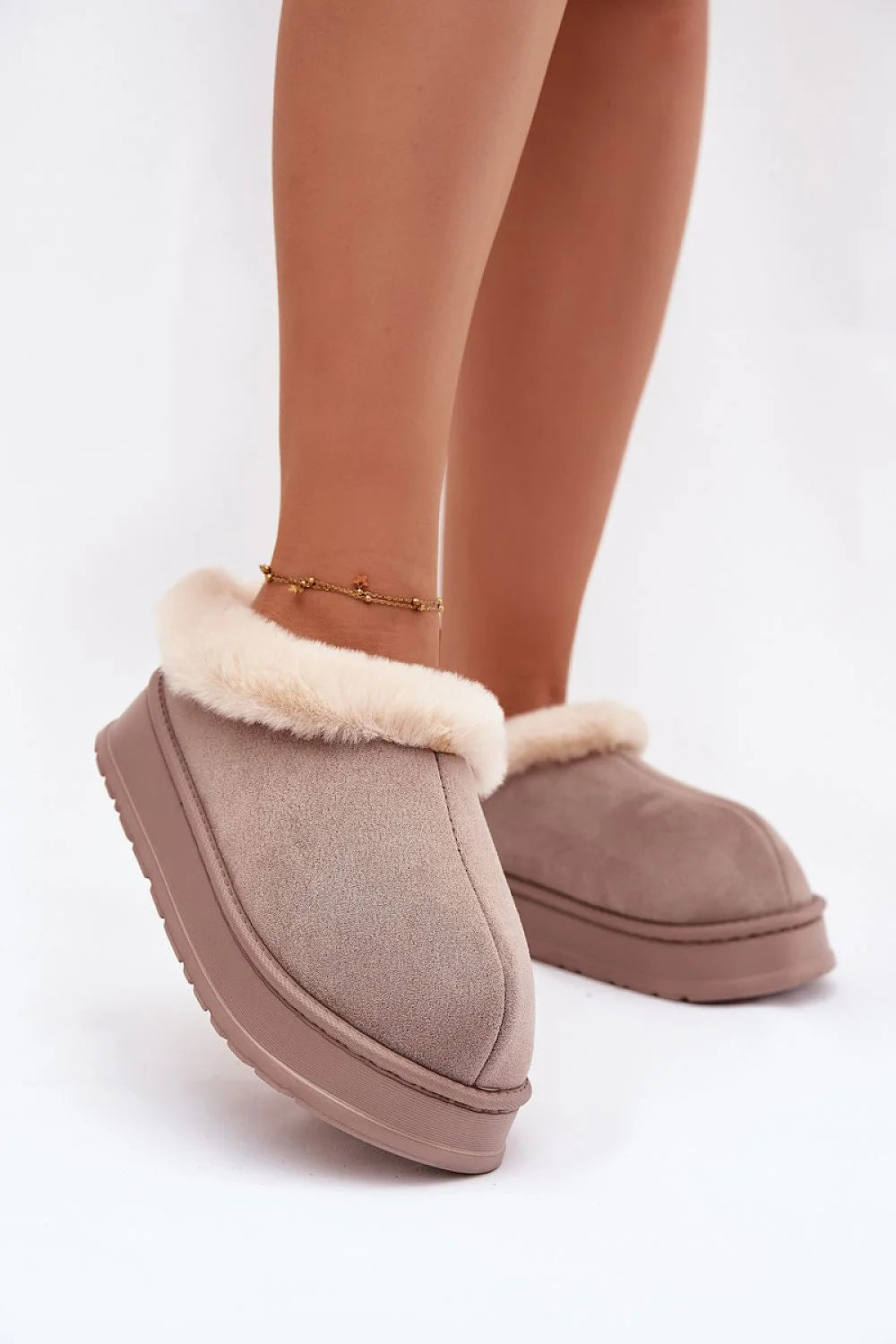 pantoufles femme suédine écologique douce douillet fourrure crème doublée chaude légères confortables antidérapantes plateforme épaisse mules cocooning slipon