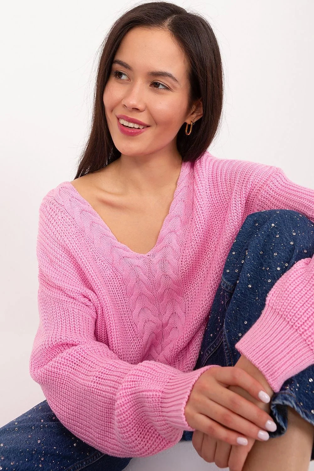 chandail femme rose grosse maille torsadé col V oversize ample manches longues bords côtelés poignets ourlet tricot épais texture douce