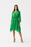 Robe de cocktail élégante pour femme en mousseline verte, style moderne, ourlet asymétrique, manches 3/4, taille ajustable, polyvalente pour soirée ou événement formel