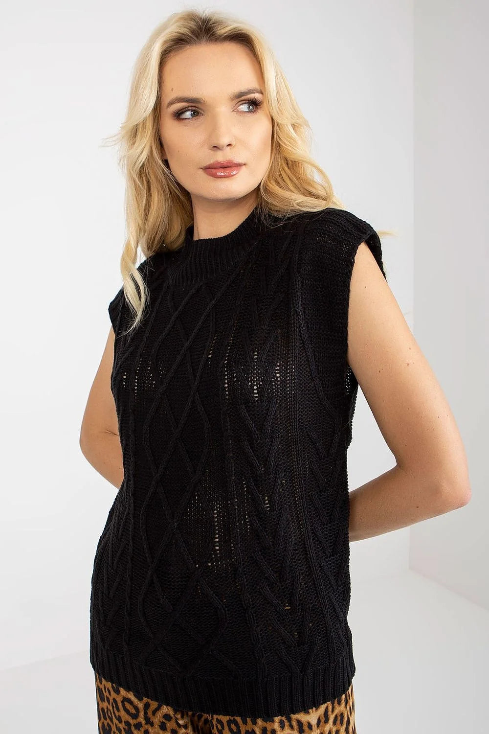 Gilet sans manches Sublevel en tricot noir motif torsades femme taille ajustable coupe décontractée occasion polyvalente