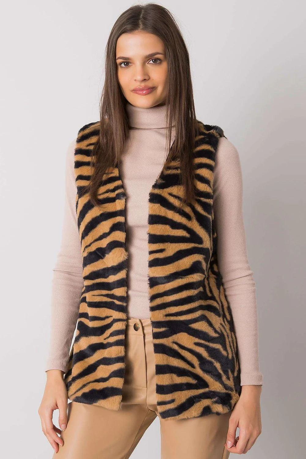 gilet femme fausse fourrure polyester sans manches imprimé tigre camel noir coupe droite ouverte longueur hanches
