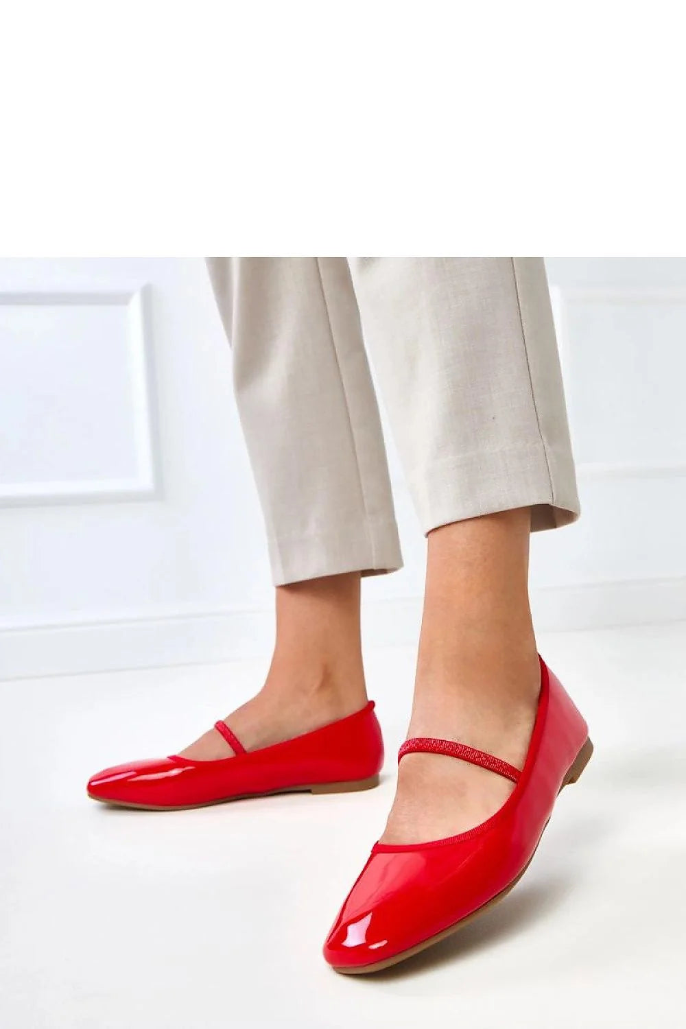 ballerines femme vernis rouge mary jane bride élastique bout pointu semelle plate talon faible doublure cuir écologique confortable