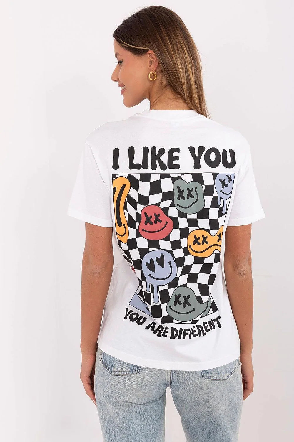 T-shirt femme design graphique minimaliste YOU ARE DIFFERENT coton blanc bleu noir manches courtes col rond