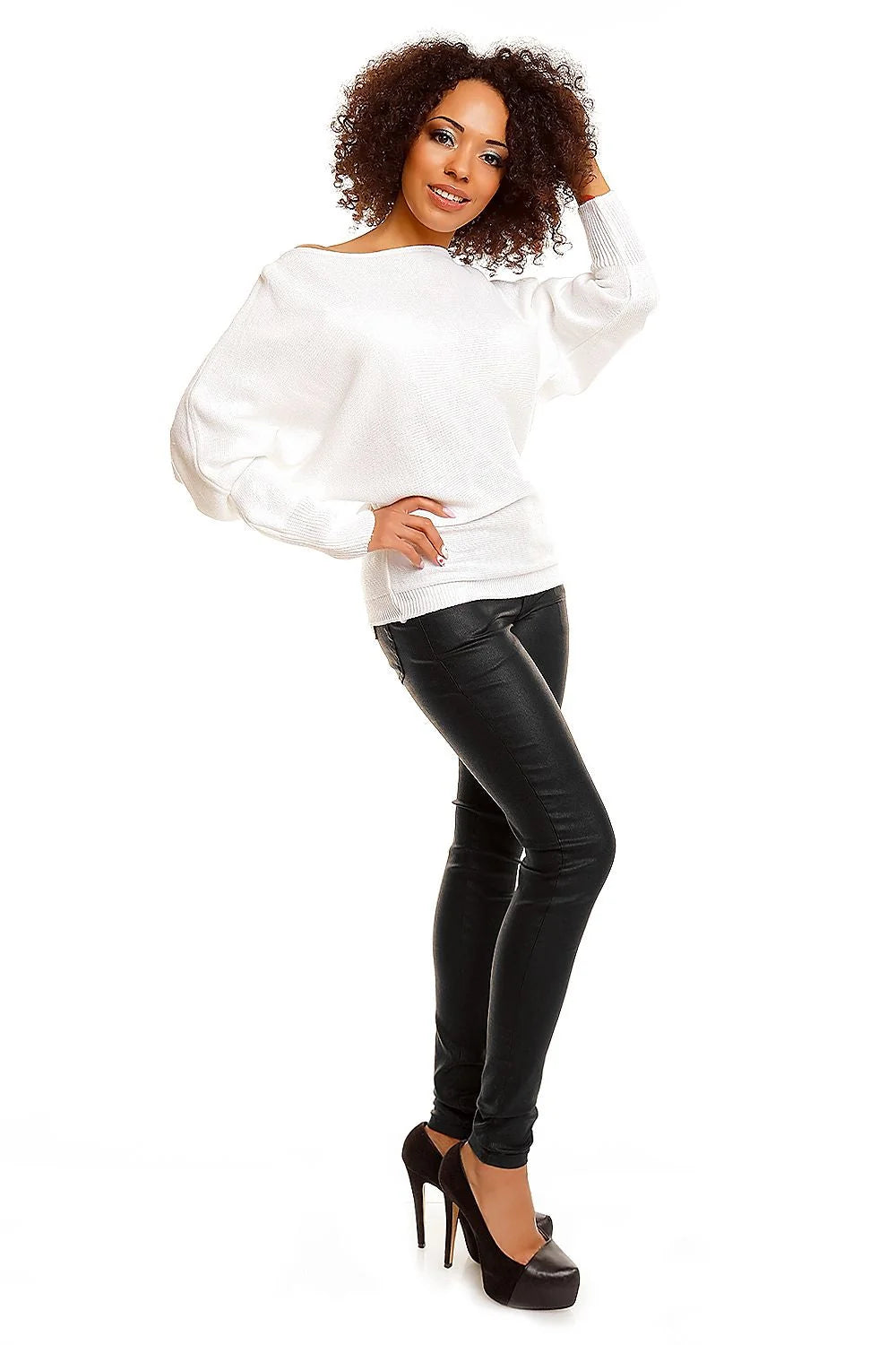Blouse chauve-souris Pee Ka Boo design moderne épaules nues manches longues coupe ample couleur blanche femme