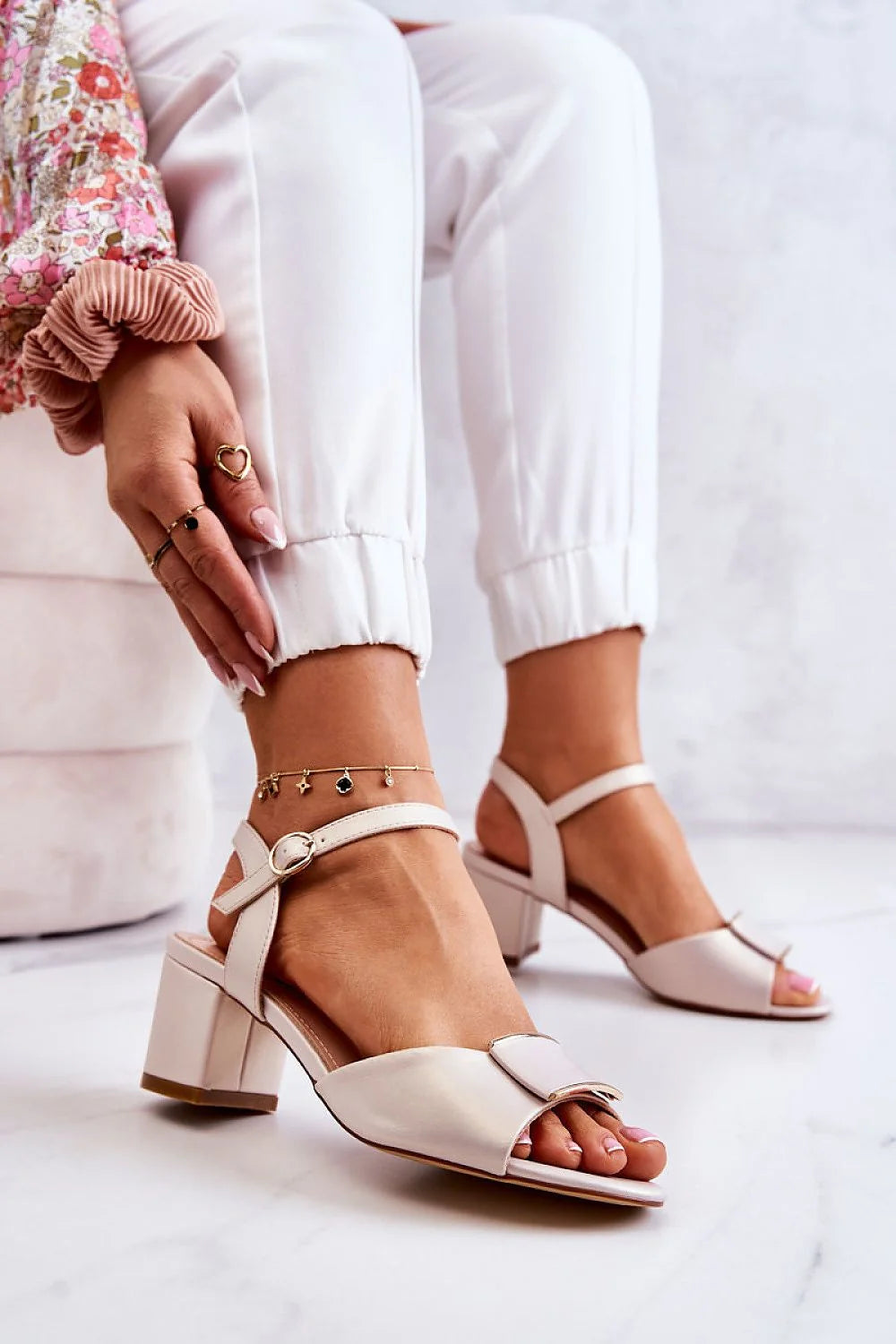Sandales femmes ouvertesorte bride ajustable boucle métallique talon bloc 5-7 cm cuir artificiel intérieur cuir doux travail réunion rendez-vous