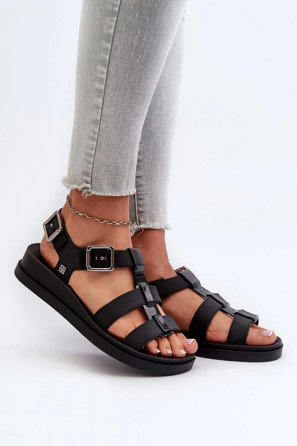 Sandales Cothurnes Step in style ZAXY pour femmes style moderne casual noir cuir synthétique durabilité confort hypoallergénique vegan