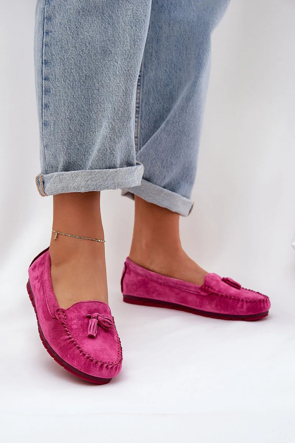 Mocassins élégants pour femmes en daim naturel, style classique, couleur rose vif, pompon central, confort tout le jour, taille ajustable, 36-40