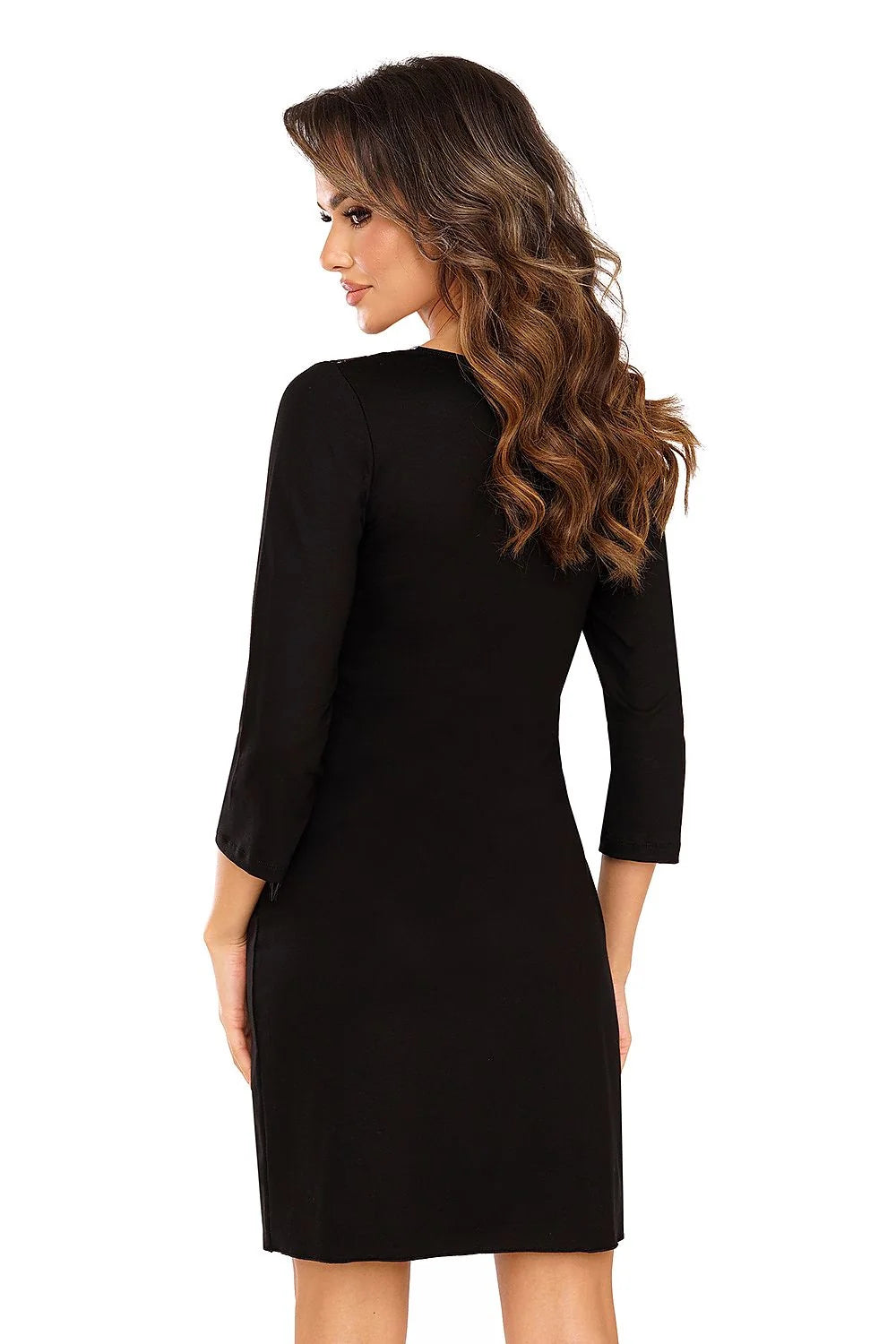 Robe élégante féminine en dentelle noir rose longueur mi-cuisse manches 3/4 encolure V ajustée dentelle florale