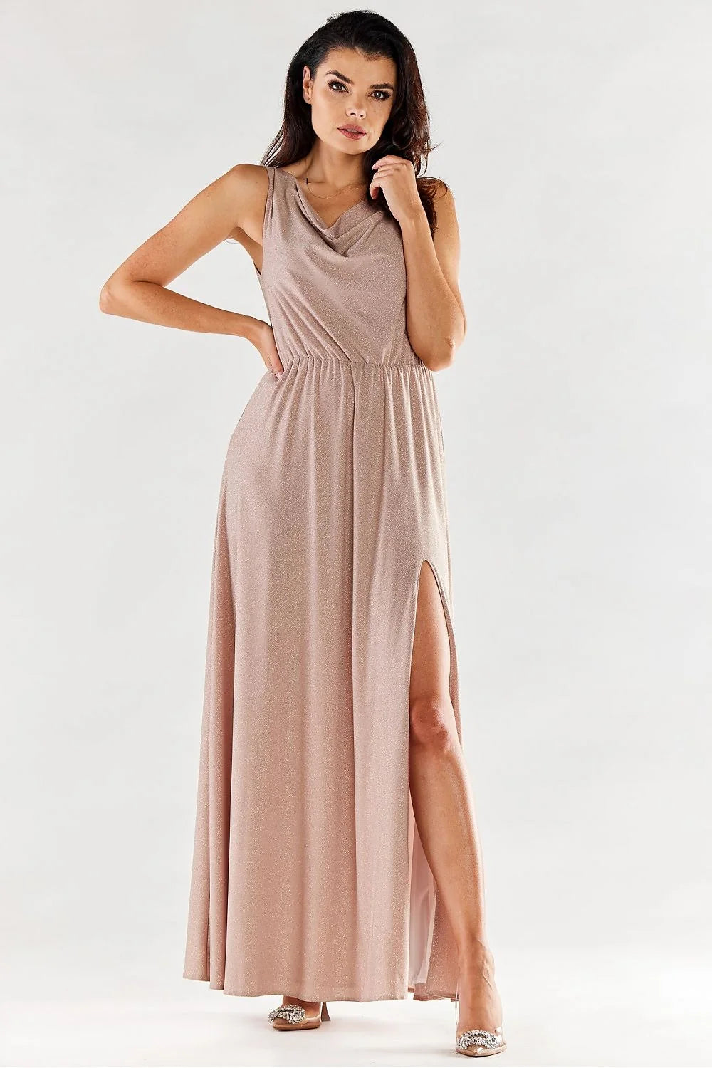 robe longue fuchsia drapée décolleté bénitier bretelles fines fente haute latérale taille élastique stretch scintillant fluide soyeuse cintrée glamour cérémonie