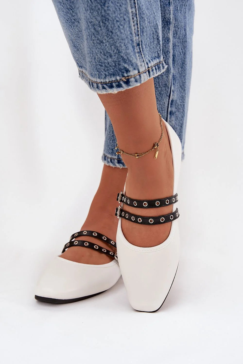 ballerines plates mary jane pointues femme similicuir blanc bout effilé semelle fine noire double brides boucles réglables confortable chic polyvalent