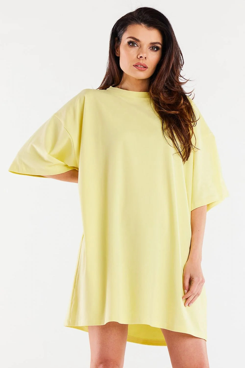 Robe de jour Infinite You coupe ample manches larges style minimaliste couleur jaune pastel femme